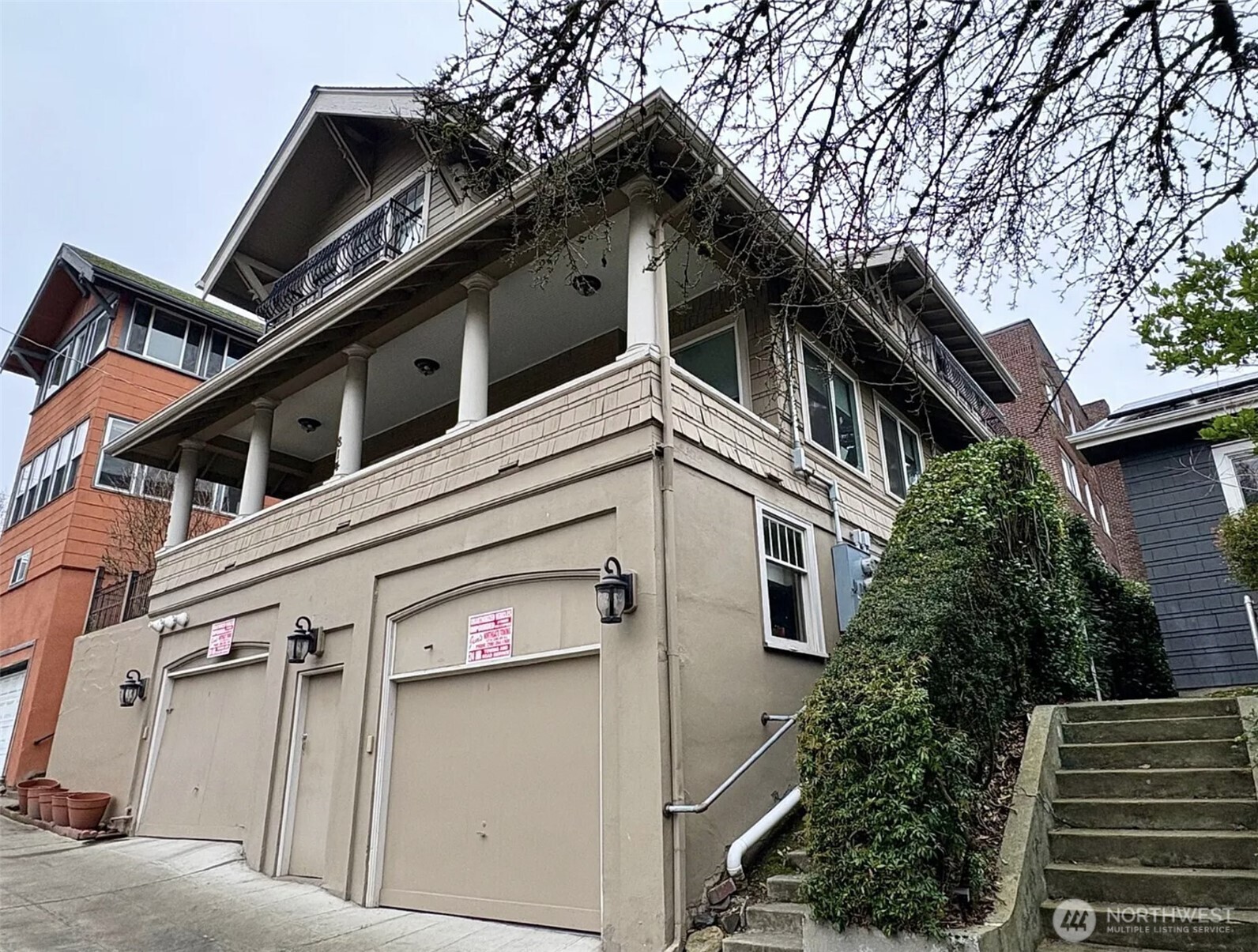 812 E Gwinn Place , Seattle, WA 98102