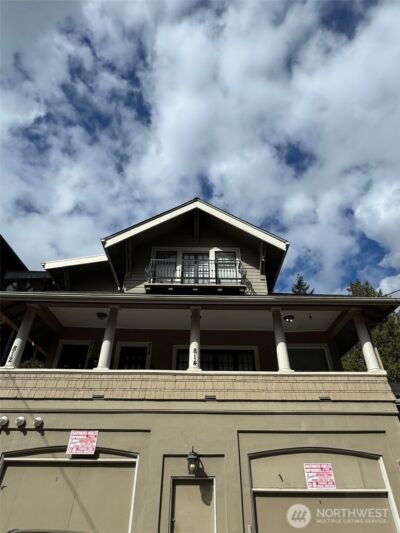 812 E Gwinn Place , Seattle, WA 98102 - Photo 8