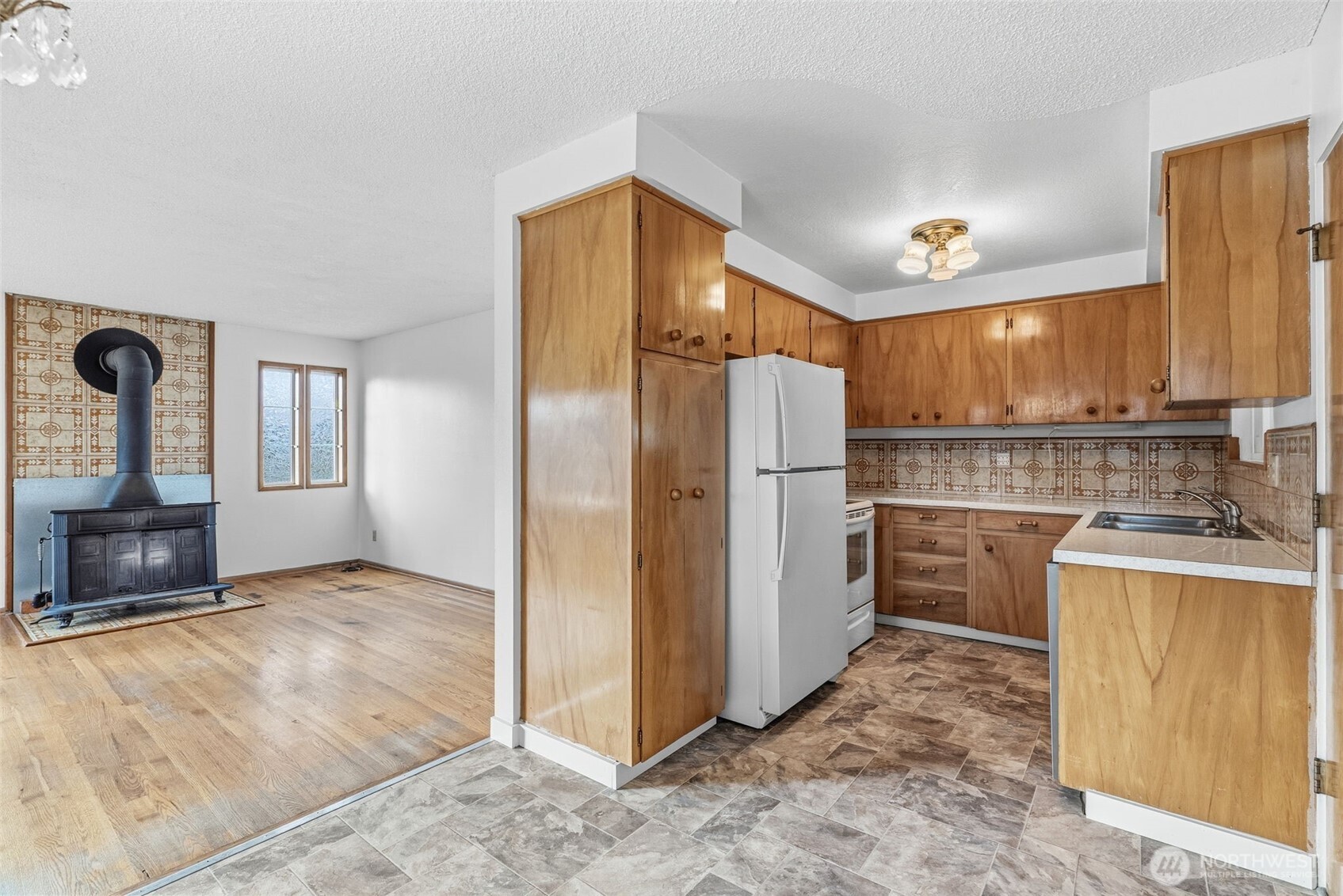 3303 Olympia Way , Longview, WA 98632