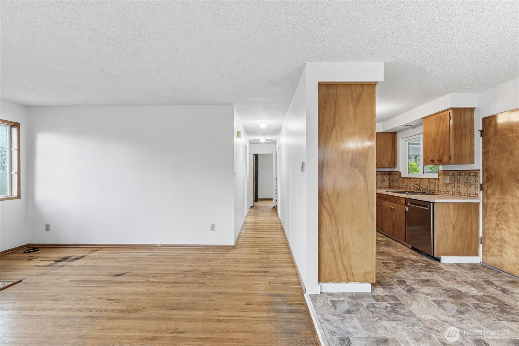 3303 Olympia Way , Longview, WA 98632