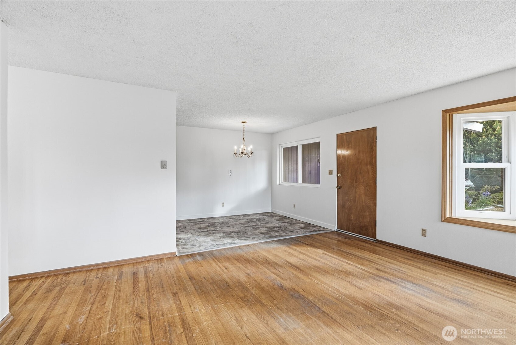 3303 Olympia Way , Longview, WA 98632