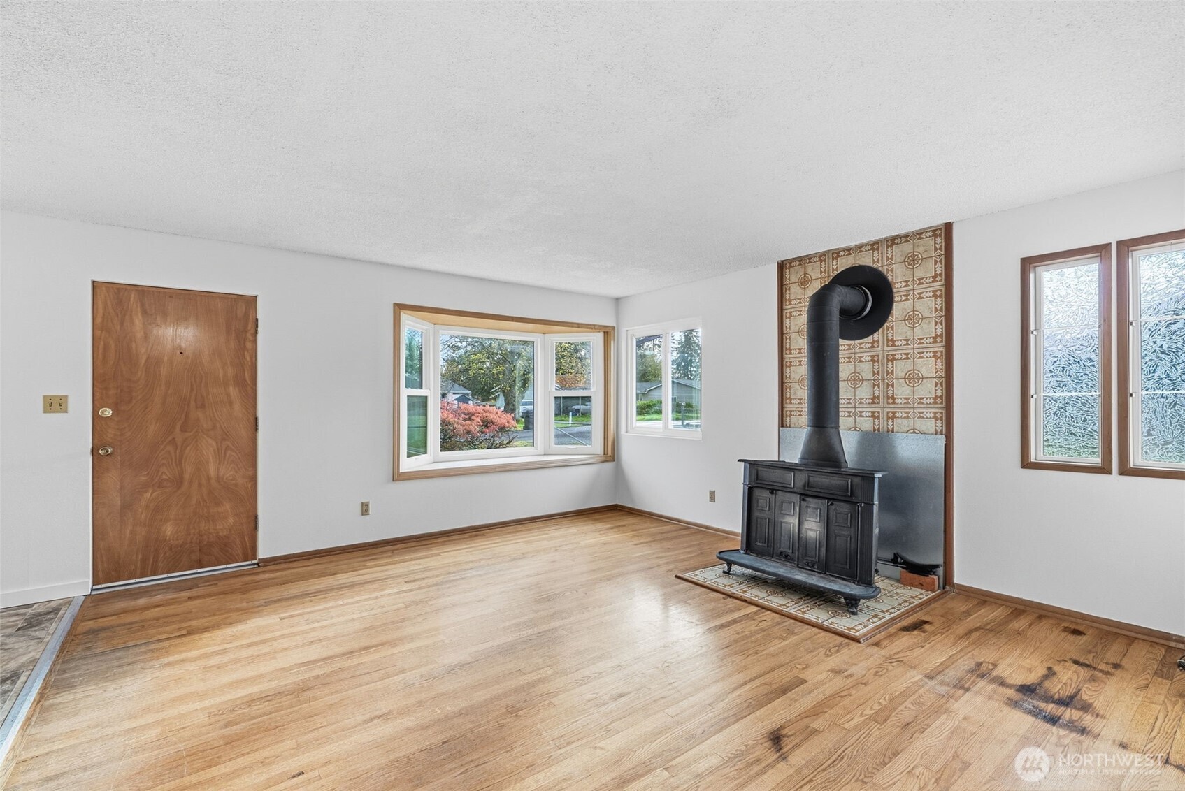 3303 Olympia Way , Longview, WA 98632