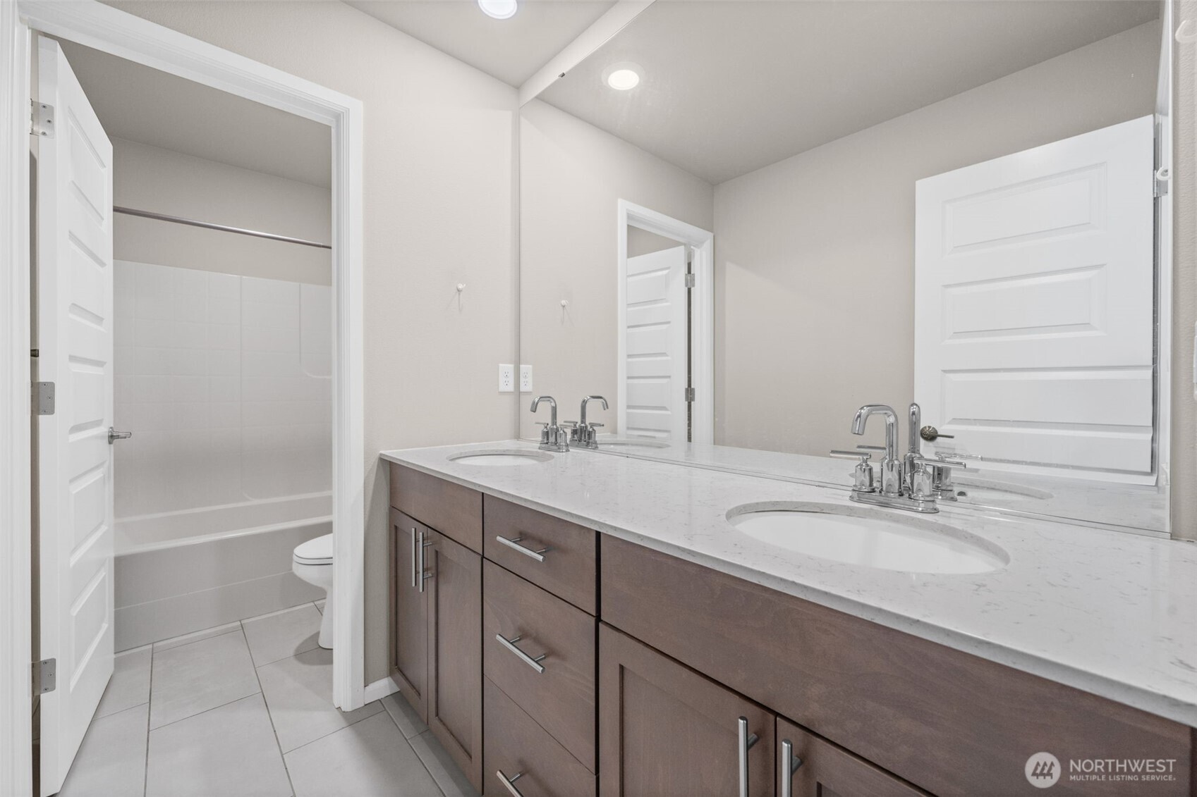 15025 Olympic Loop E, Bonney Lake, WA 98391