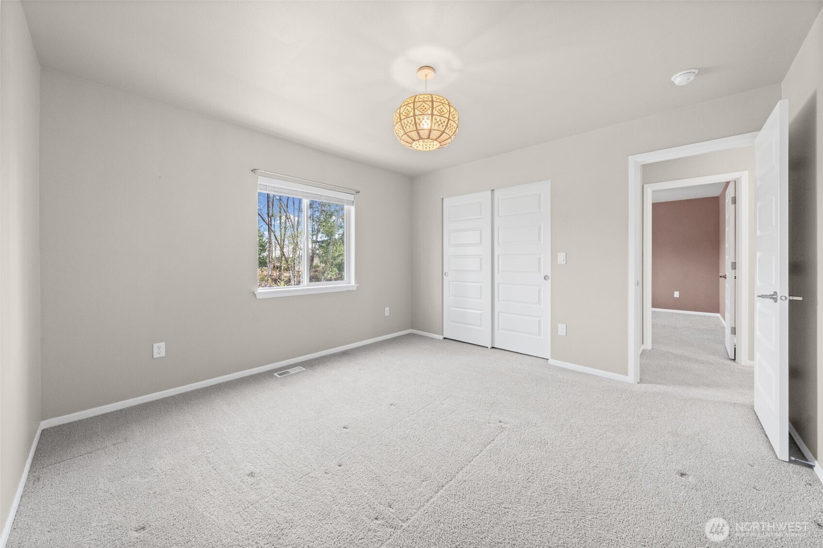 15025 Olympic Loop E, Bonney Lake, WA 98391