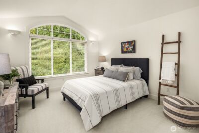 816 100th Avenue SE, Bellevue, WA 98004 - Photo 27