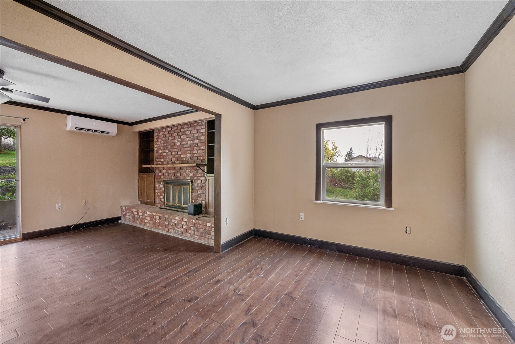 2916 Columbia Heights Road , Longview, WA 98632