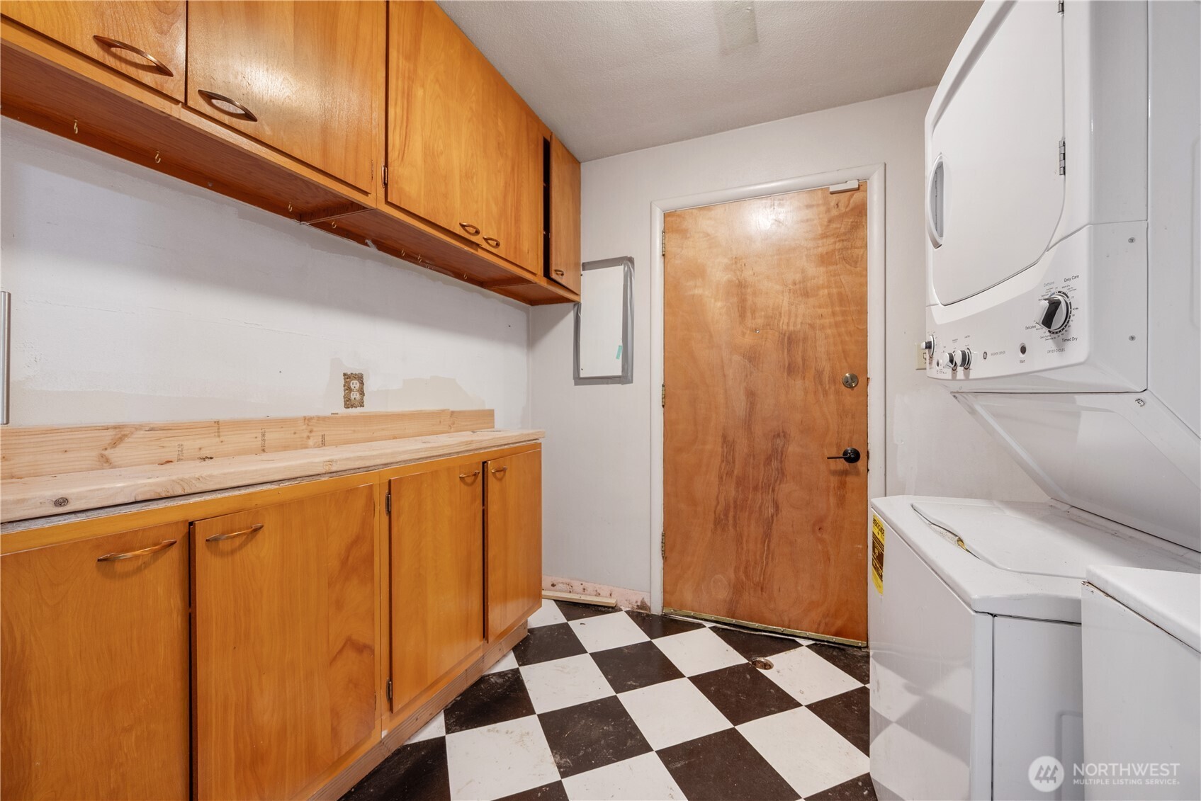 2916 Columbia Heights Road , Longview, WA 98632