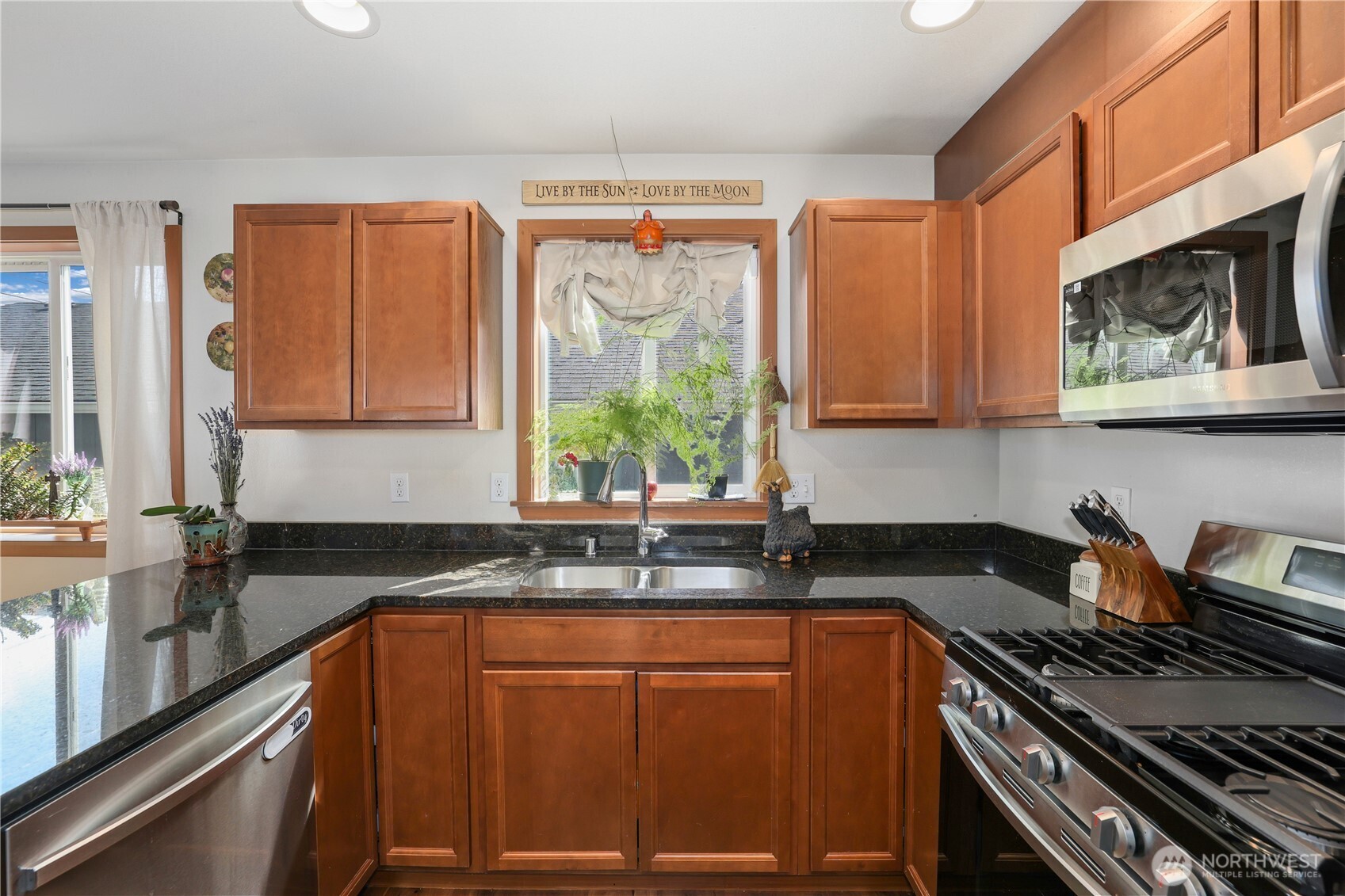 6025 S Verde Street , Tacoma, WA 98409
