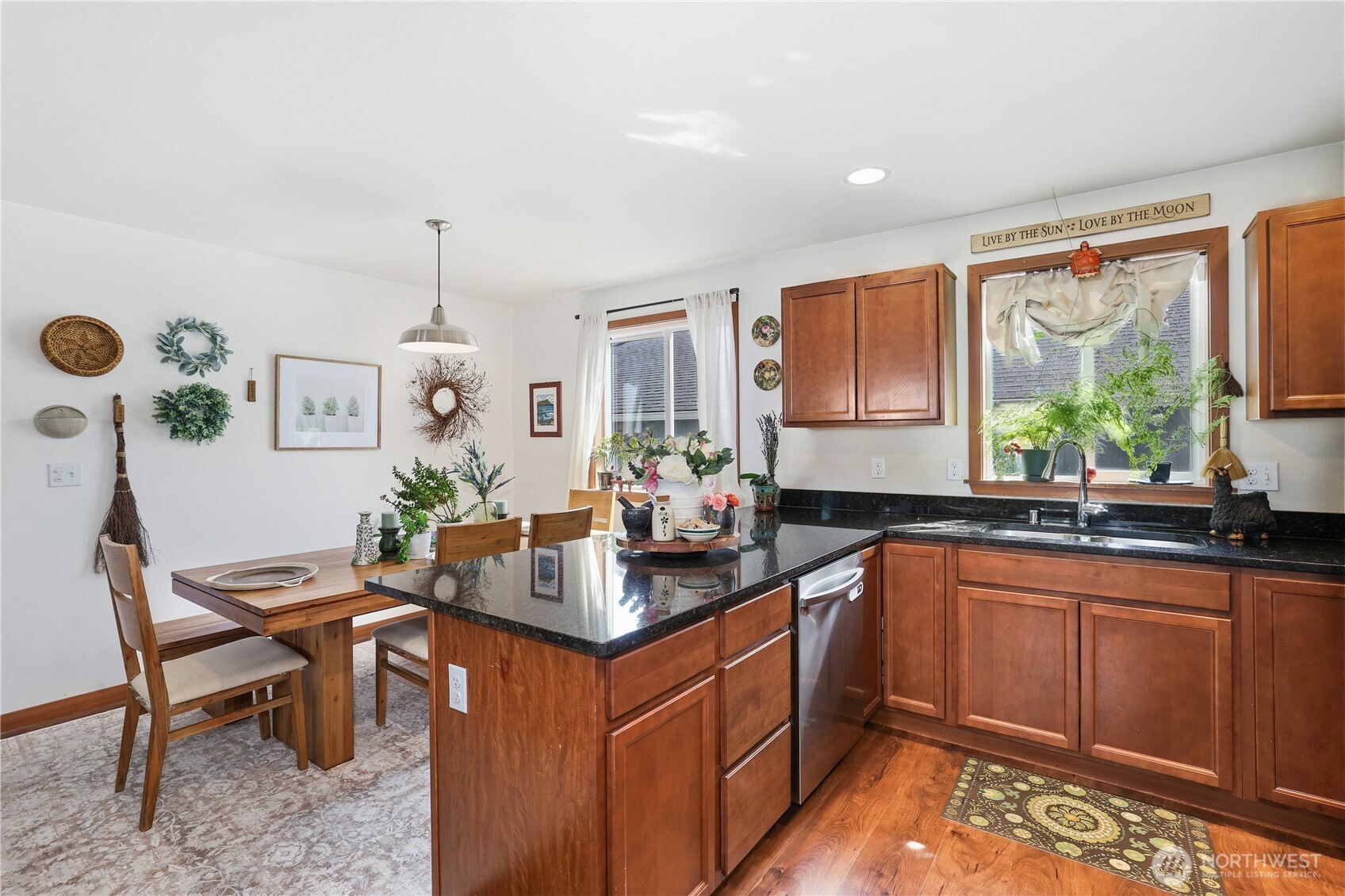 6025 S Verde Street , Tacoma, WA 98409