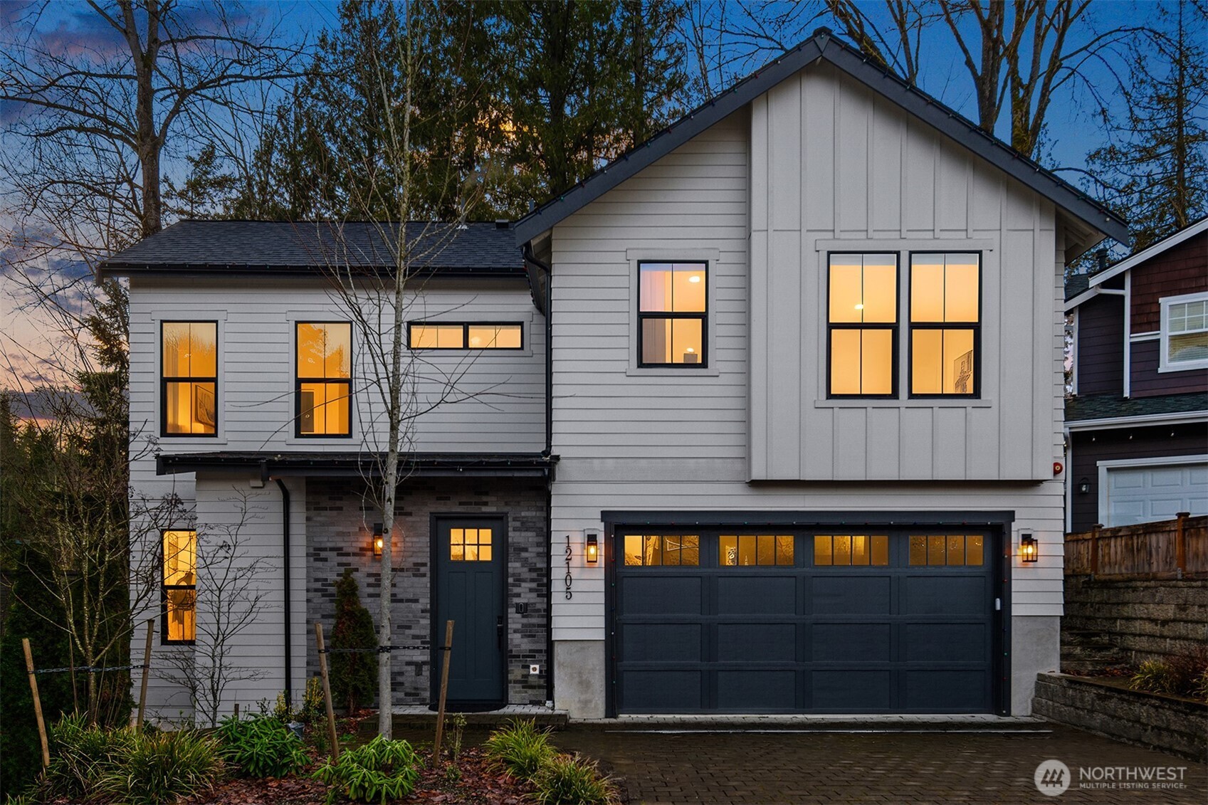 12105 NE 105th Street , Kirkland, WA 98033