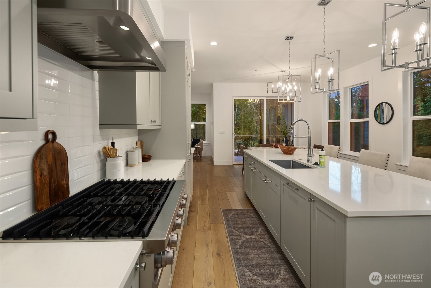 12105 NE 105th Street , Kirkland, WA 98033