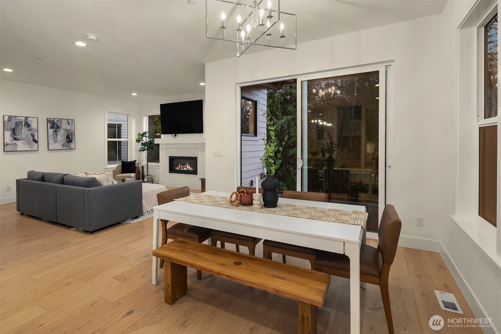 12105 NE 105th Street , Kirkland, WA 98033