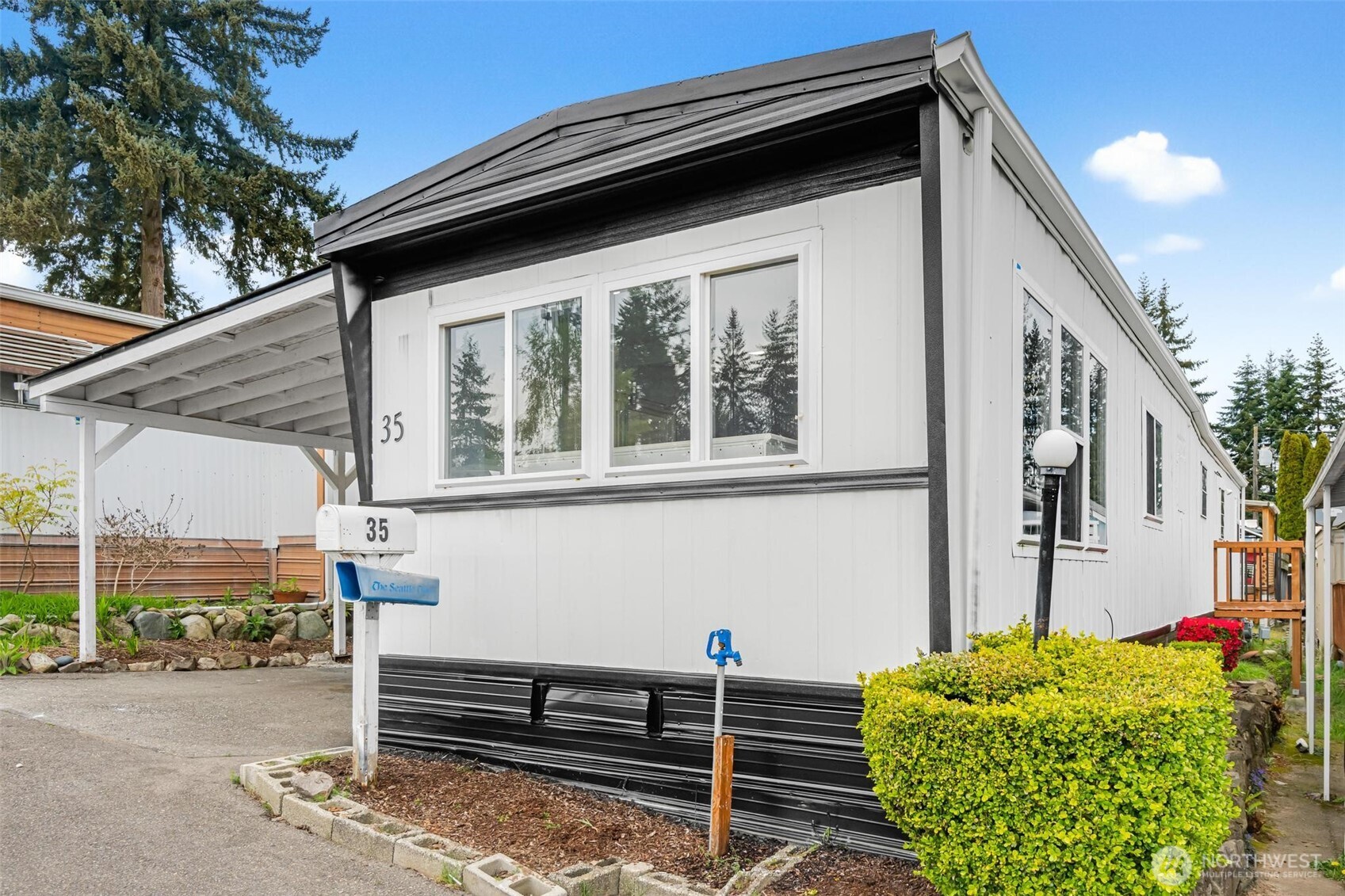 23708 LOCUST Way #35, Bothell, WA 98021