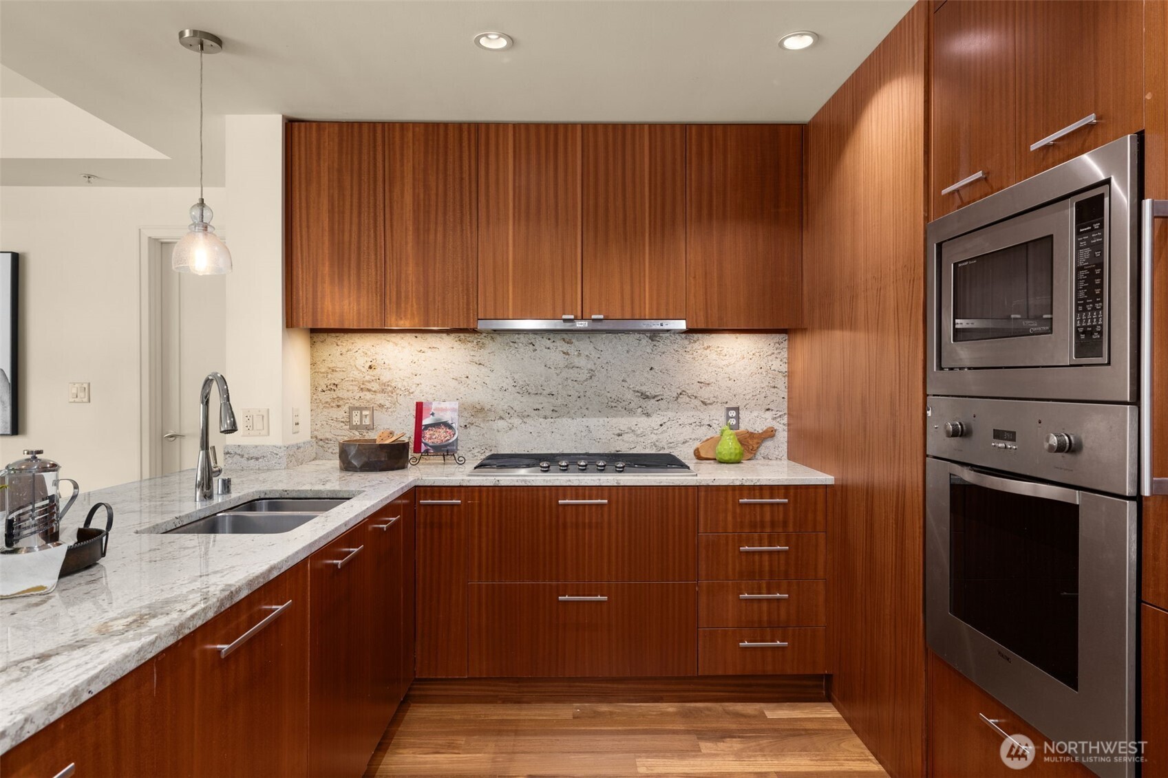 500 106th Avenue NE #603, Bellevue, WA 98004