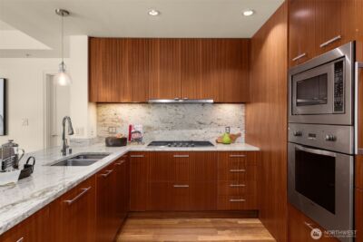500 106th Avenue NE #603, Bellevue, WA 98004 - Photo 4