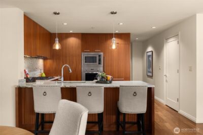 500 106th Avenue NE #603, Bellevue, WA 98004 - Photo 5