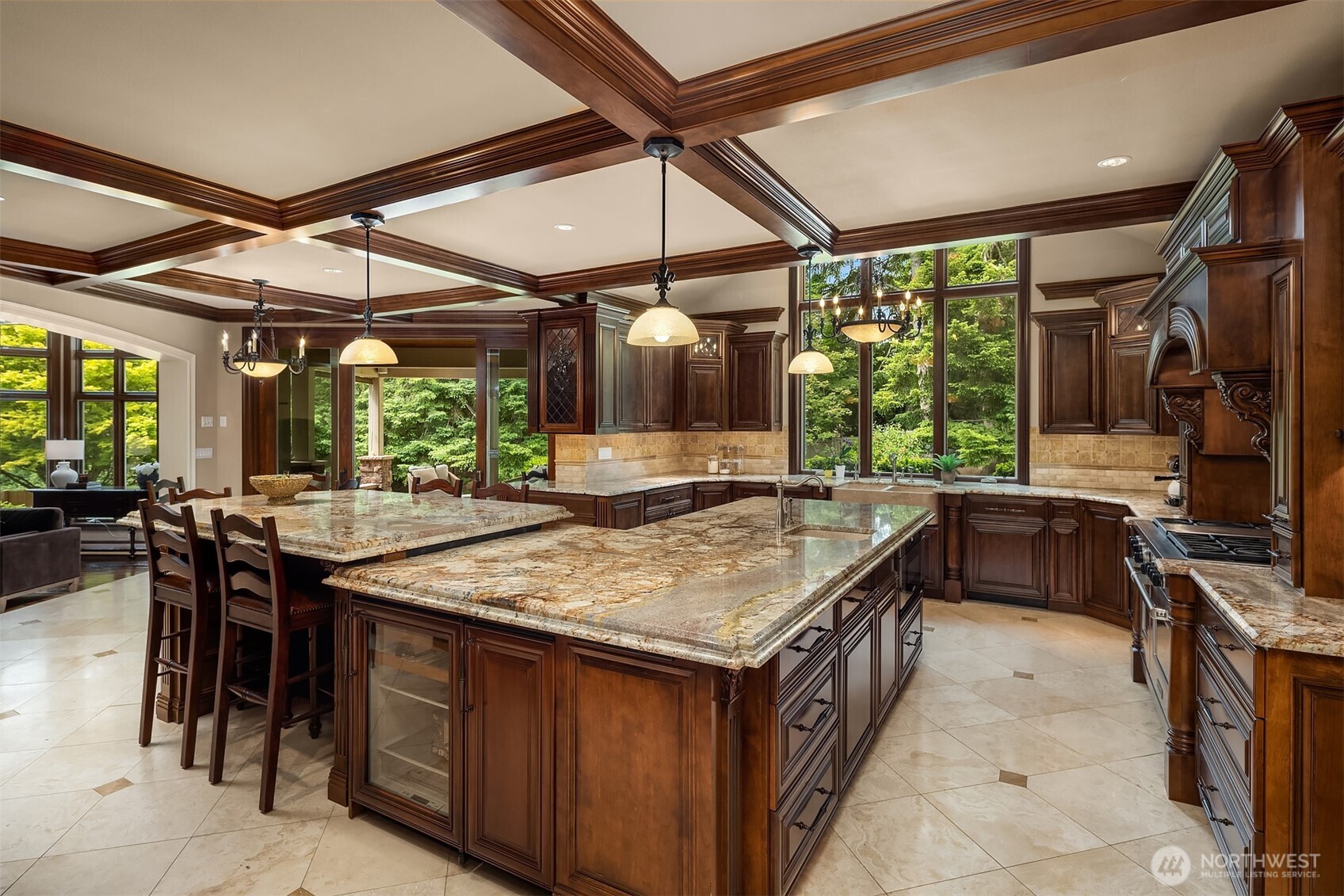 20450 NE 71st Street , Redmond, WA 98053-4725