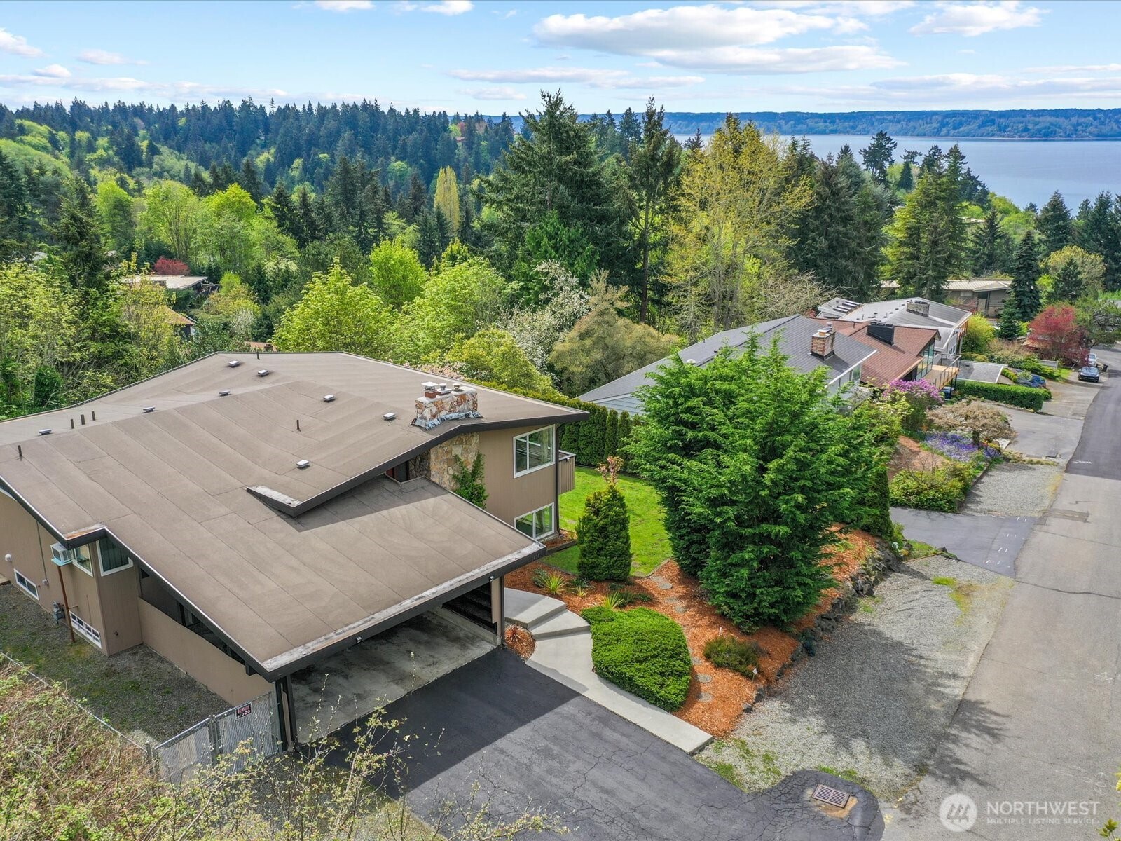 1401 SW 137th Street , Burien, WA 98166-1050