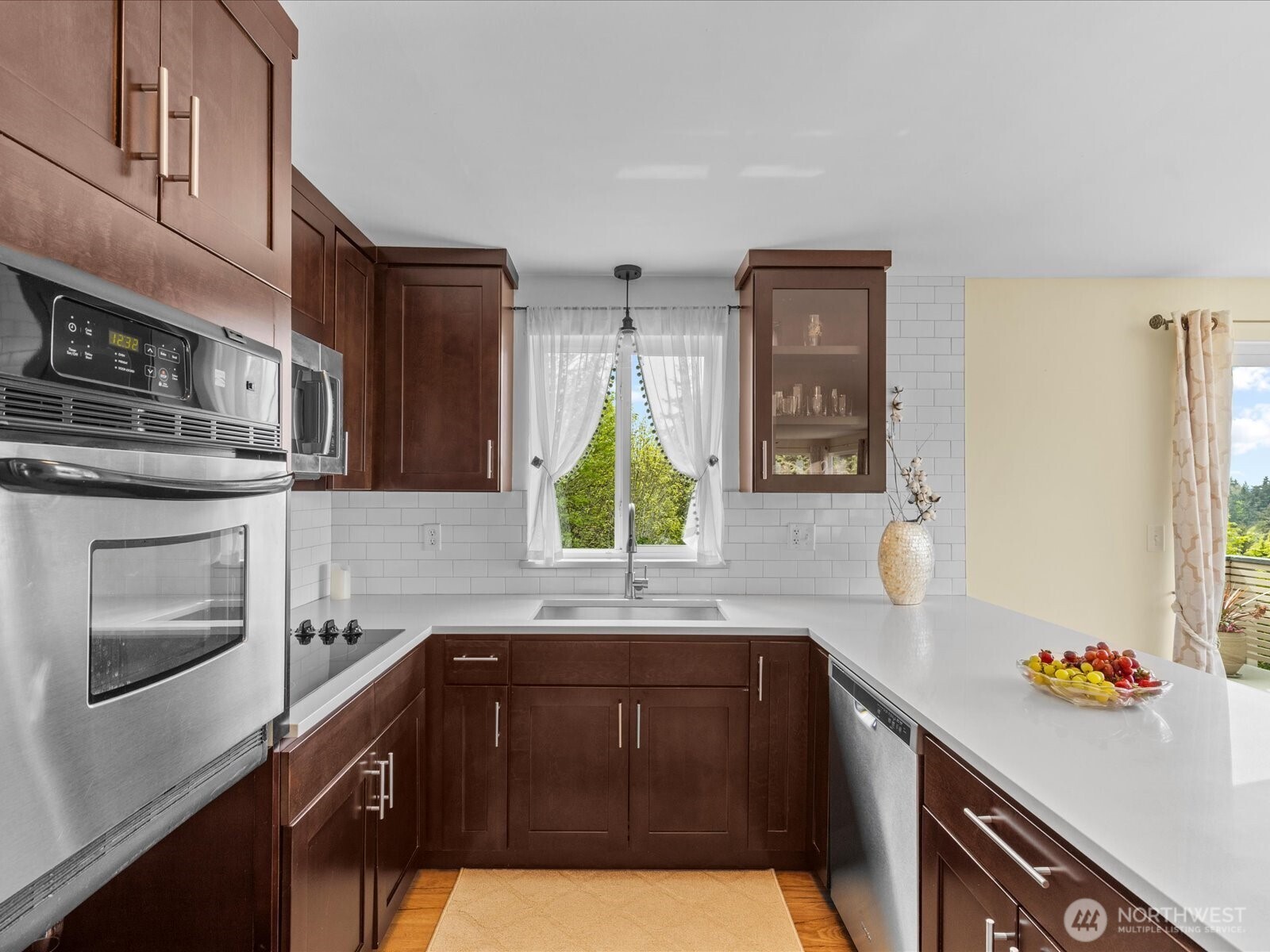 1401 SW 137th Street , Burien, WA 98166-1050
