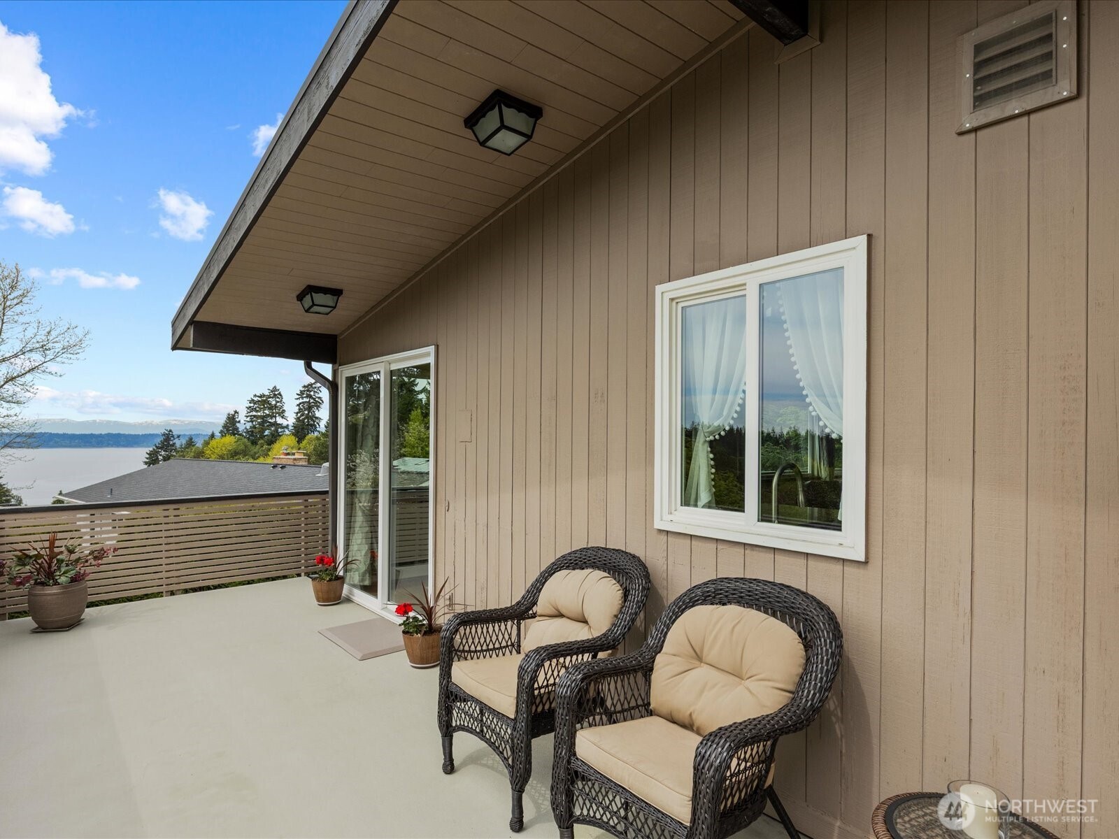 1401 SW 137th Street , Burien, WA 98166-1050