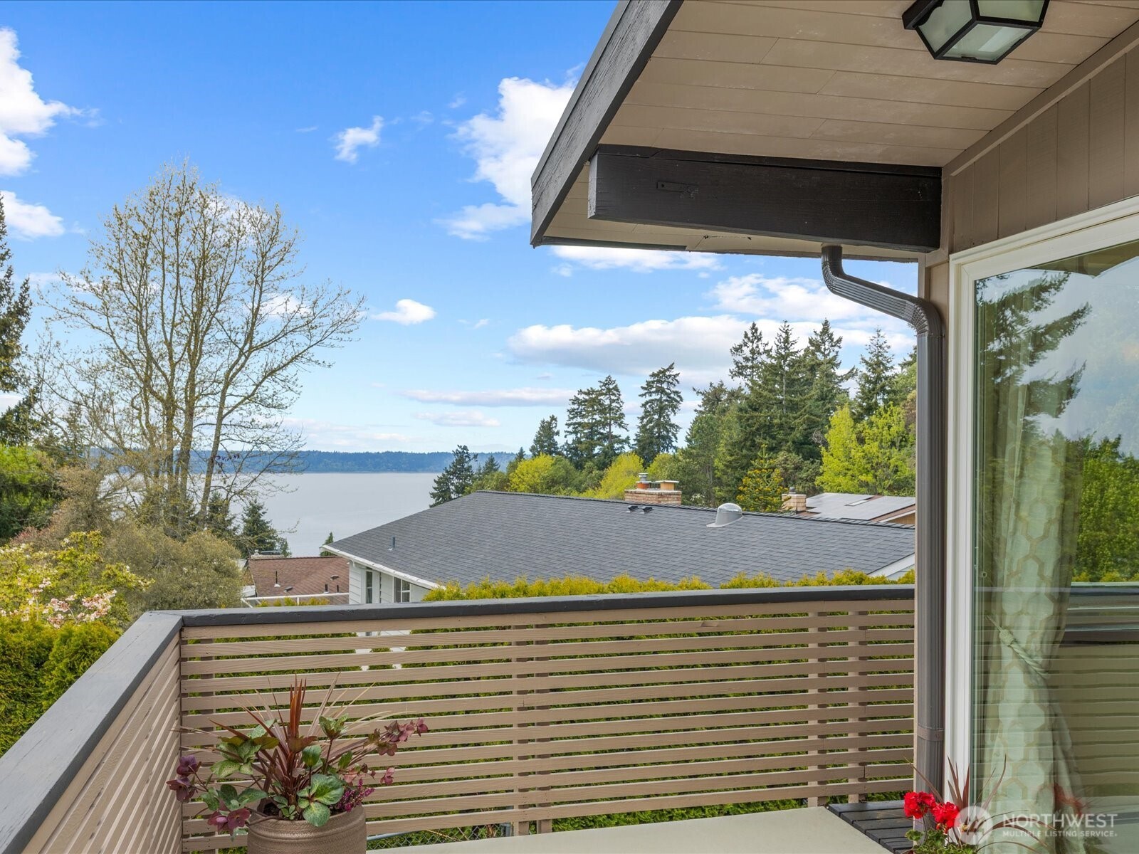 1401 SW 137th Street , Burien, WA 98166-1050