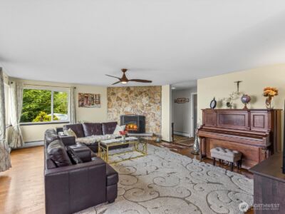 1401 SW 137th Street , Burien, WA 98166-1050 - Photo 10