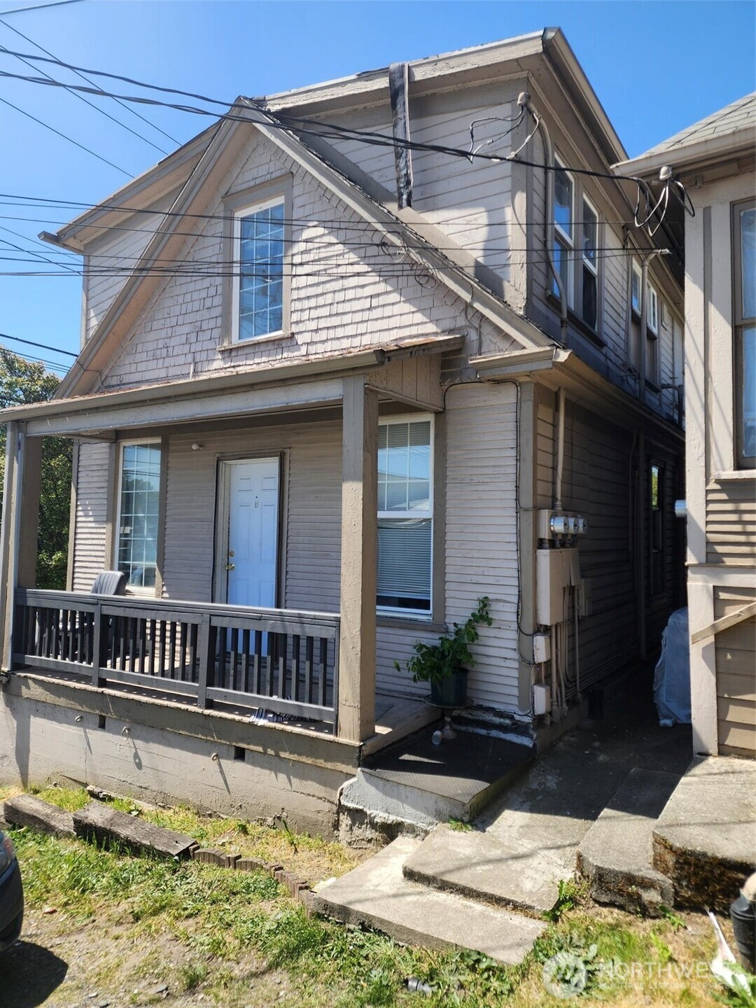 1637 CENTER Street , Tacoma, WA 98409
