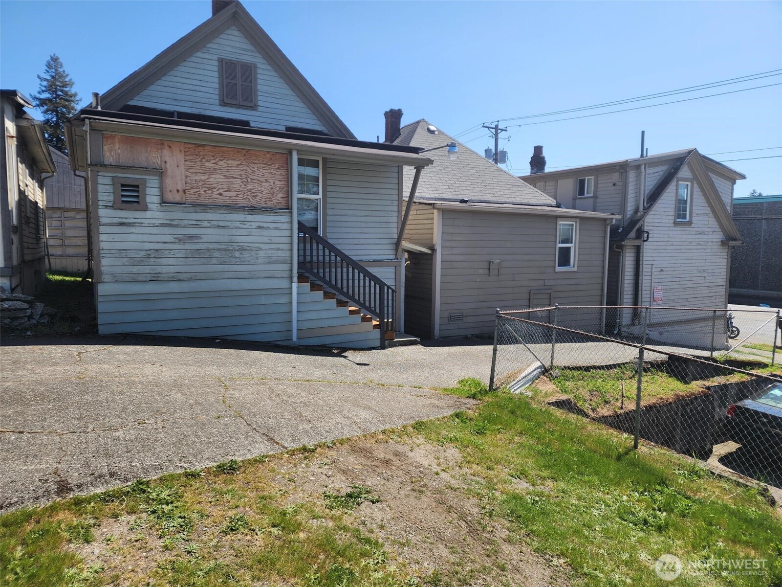 1637 CENTER Street , Tacoma, WA 98409