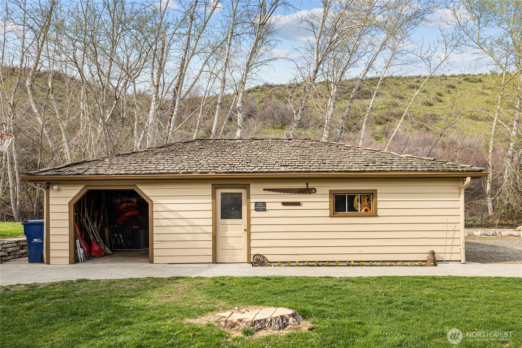 3661 E Taneum Road , Thorp, WA 98946