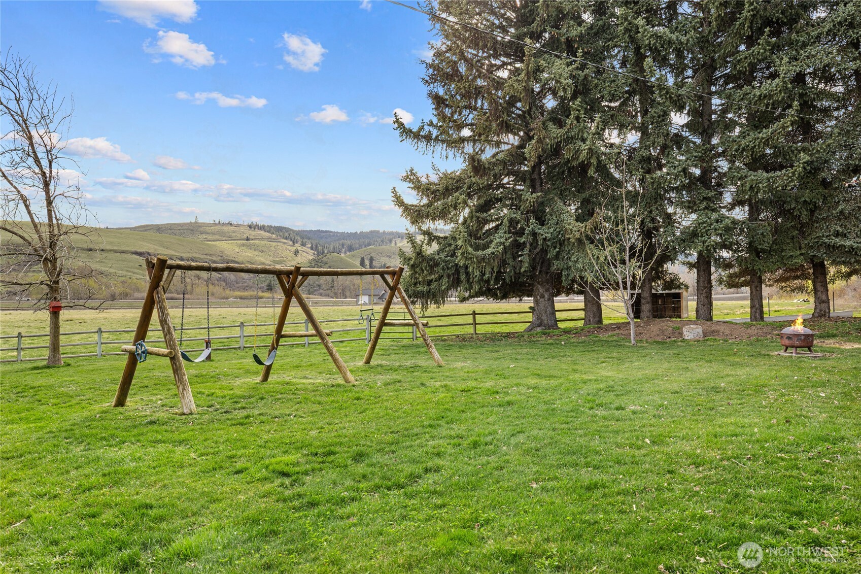 3661 E Taneum Road , Thorp, WA 98946