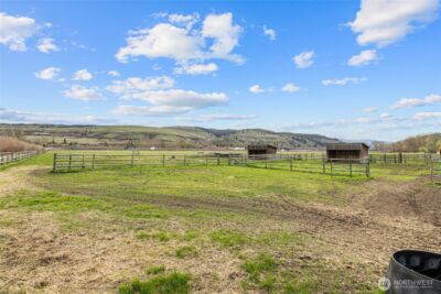 3661 E Taneum Road , Thorp, WA 98946 - Photo 32