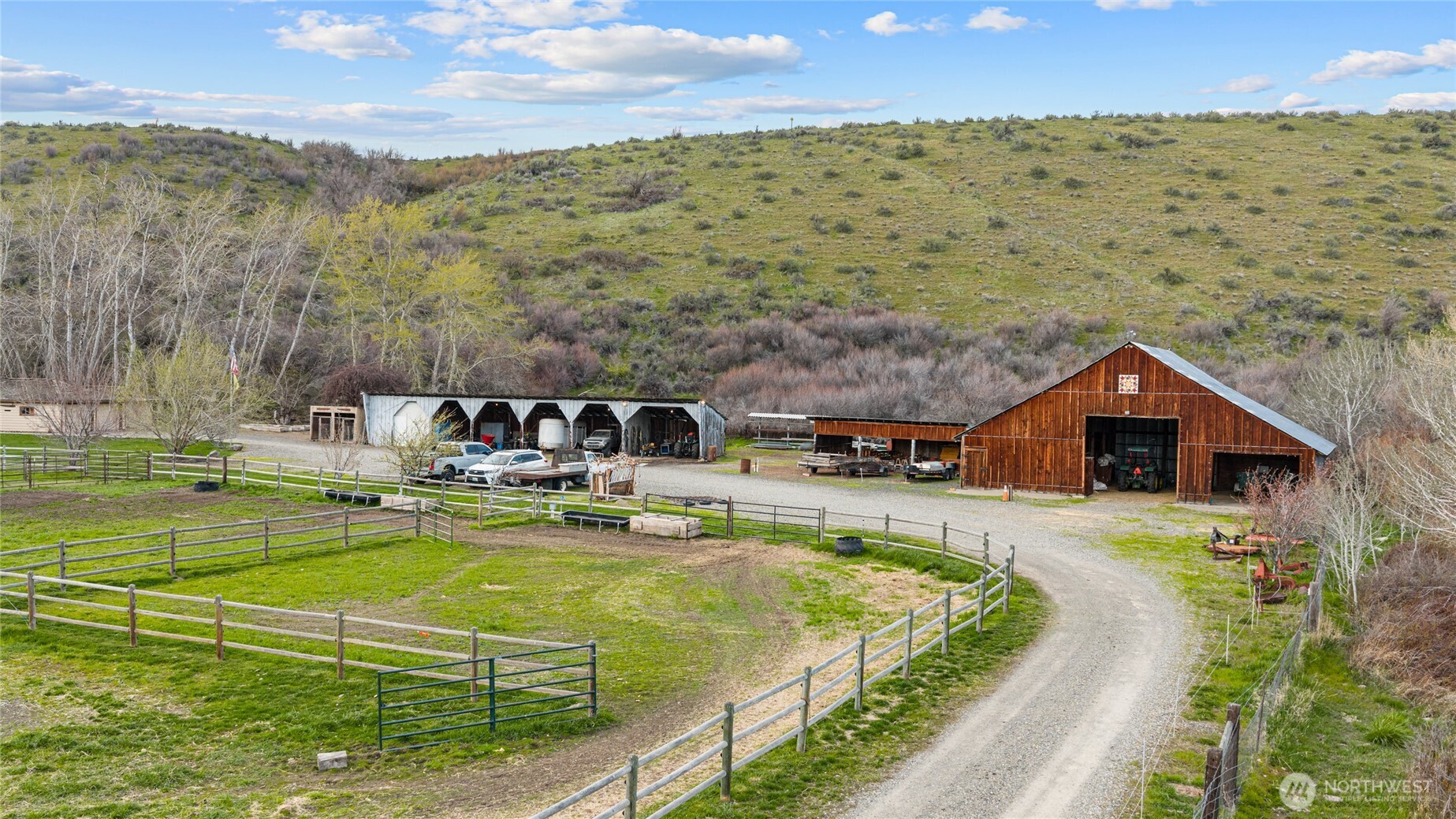 3661 E Taneum Road , Thorp, WA 98946