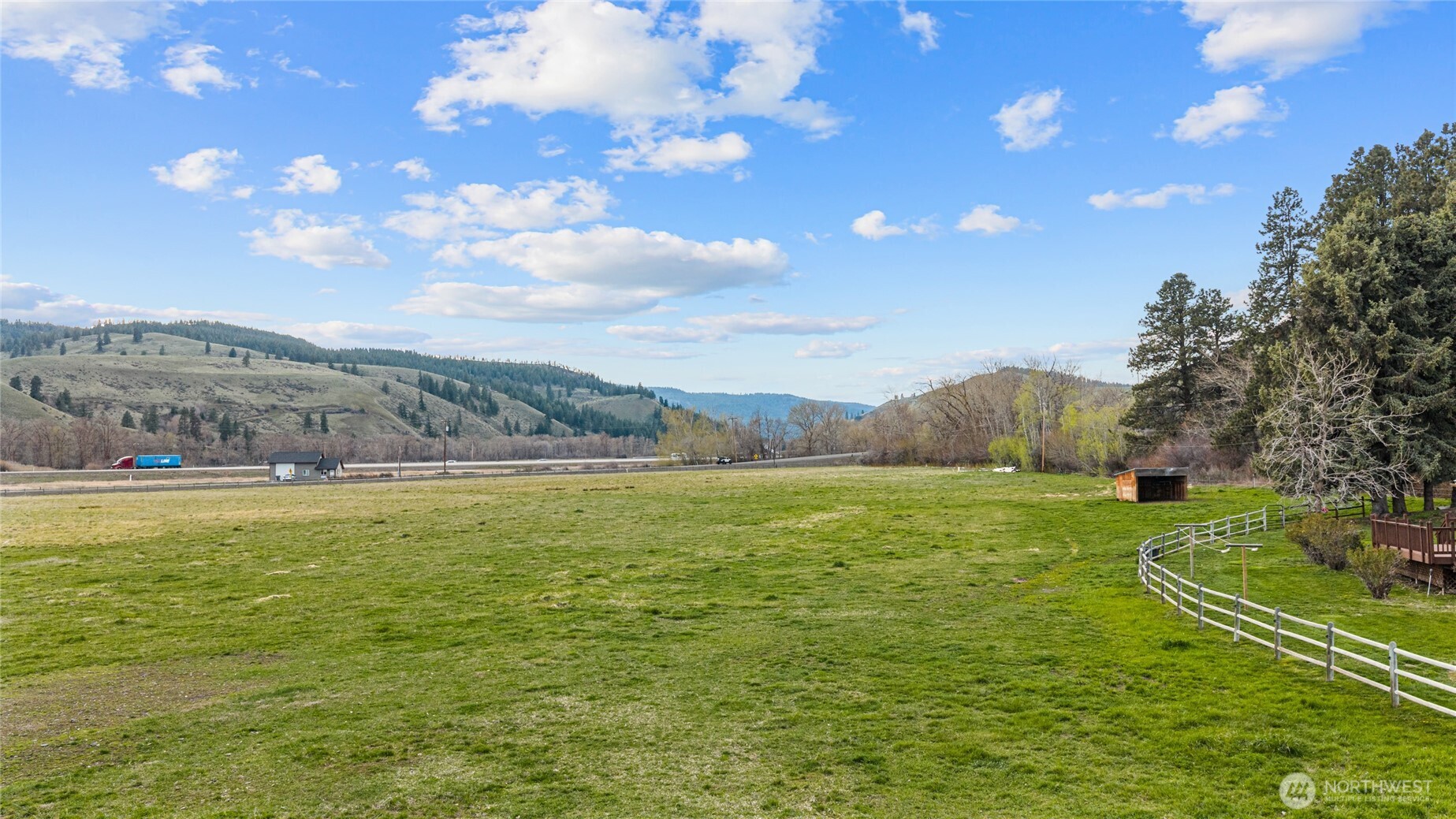 3661 E Taneum Road , Thorp, WA 98946