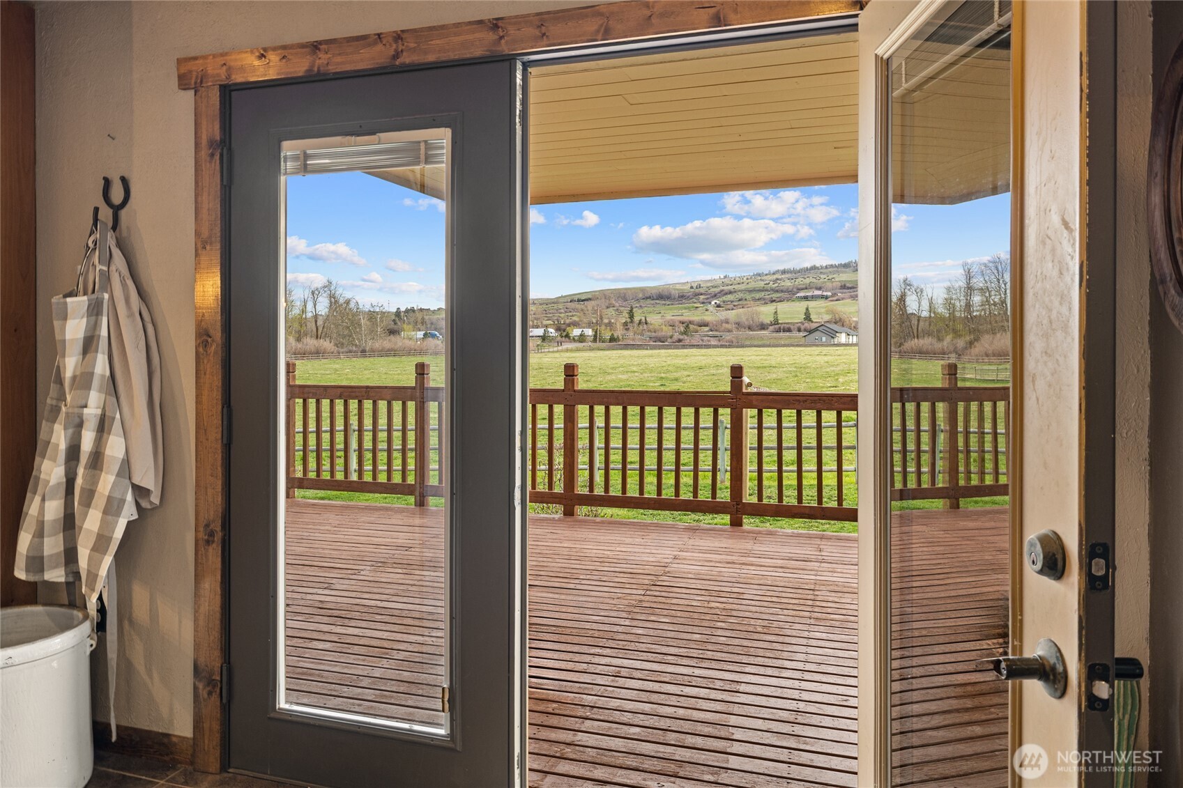3661 E Taneum Road , Thorp, WA 98946