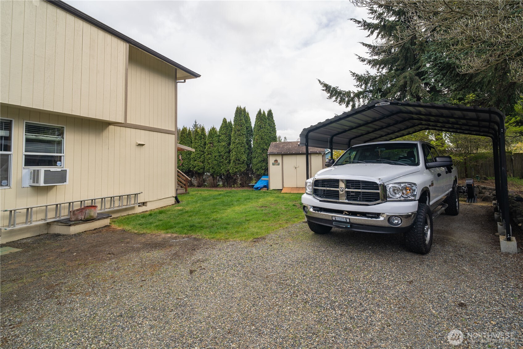 9219 5th Court SE, Olympia, WA 98513