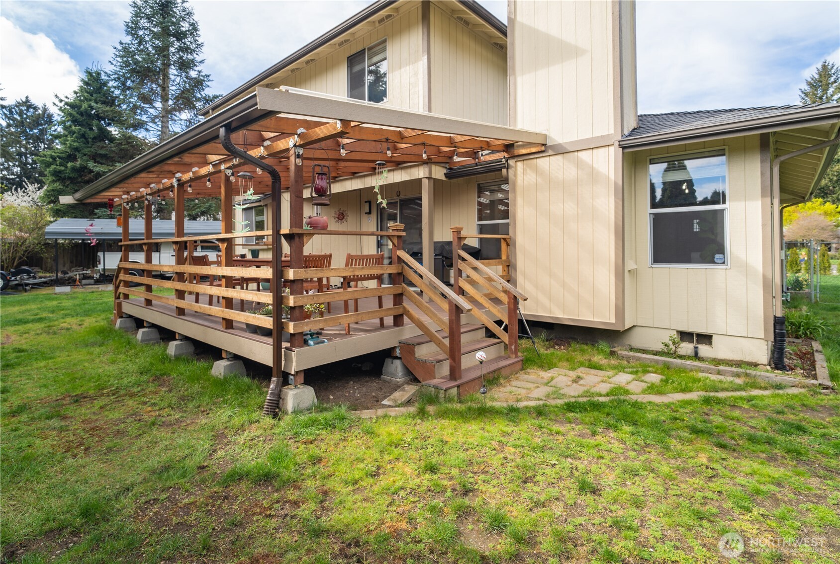 9219 5th Court SE, Olympia, WA 98513