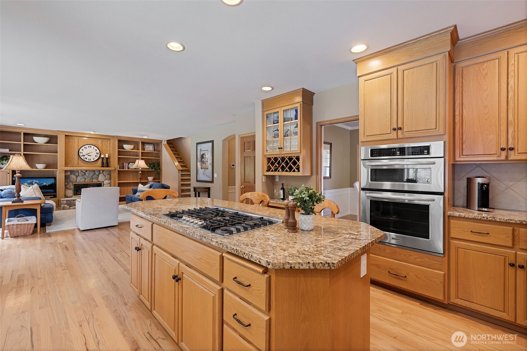 12118 198th Avenue NE, Woodinville, WA 98077