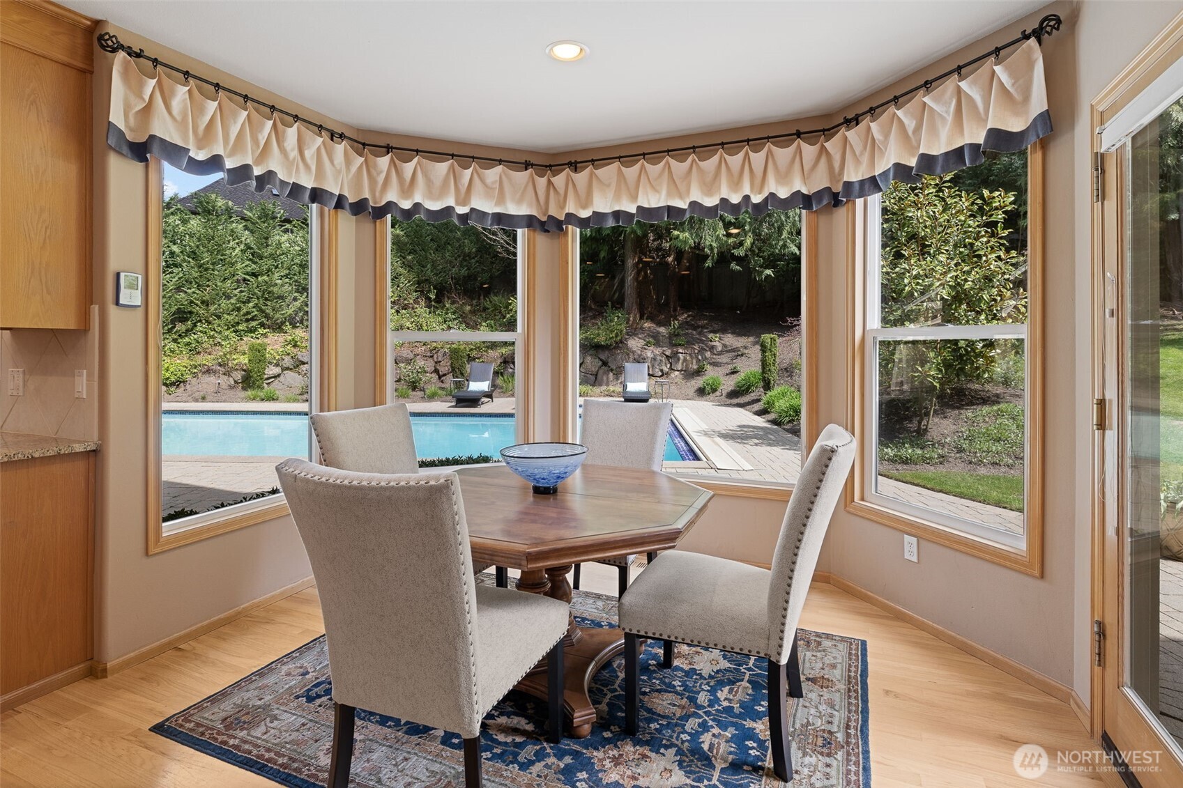 12118 198th Avenue NE, Woodinville, WA 98077