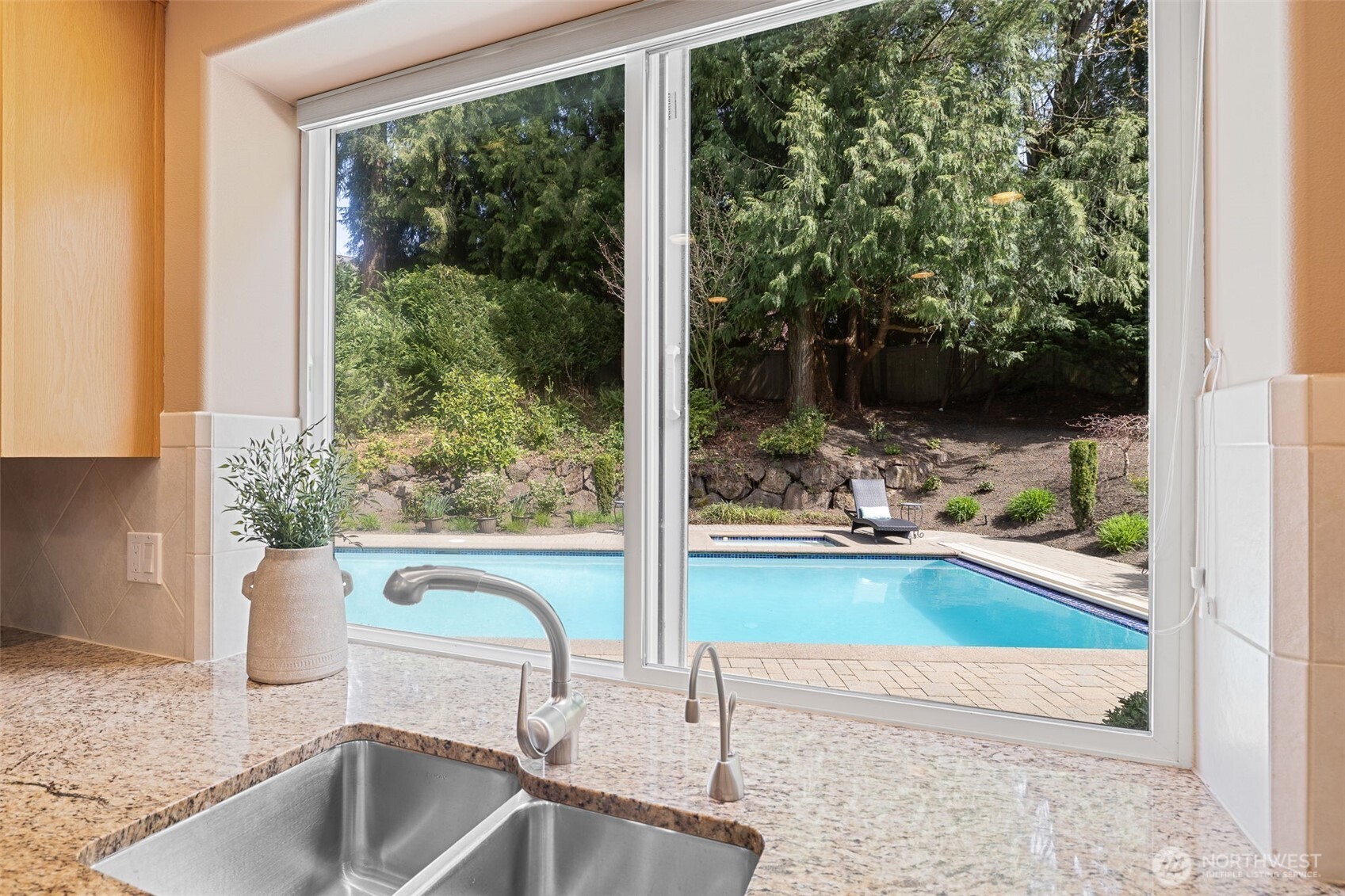 12118 198th Avenue NE, Woodinville, WA 98077