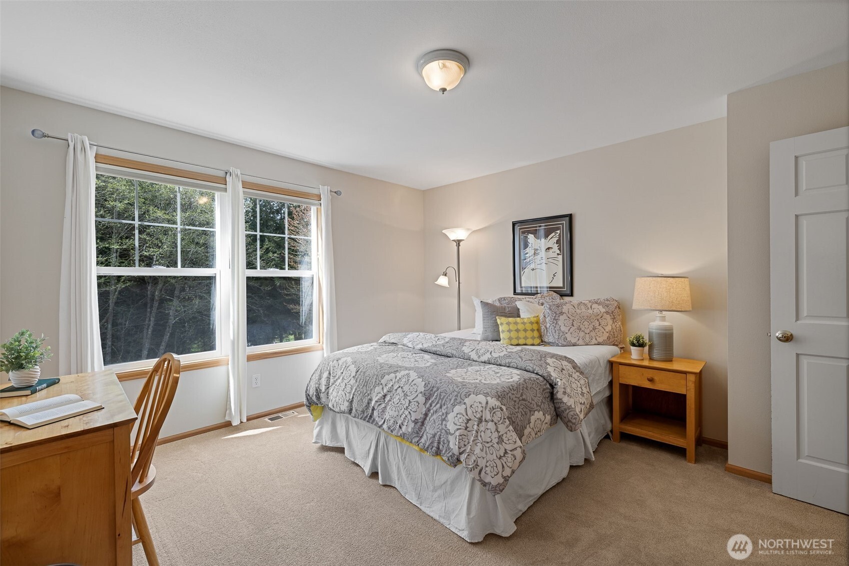 12118 198th Avenue NE, Woodinville, WA 98077