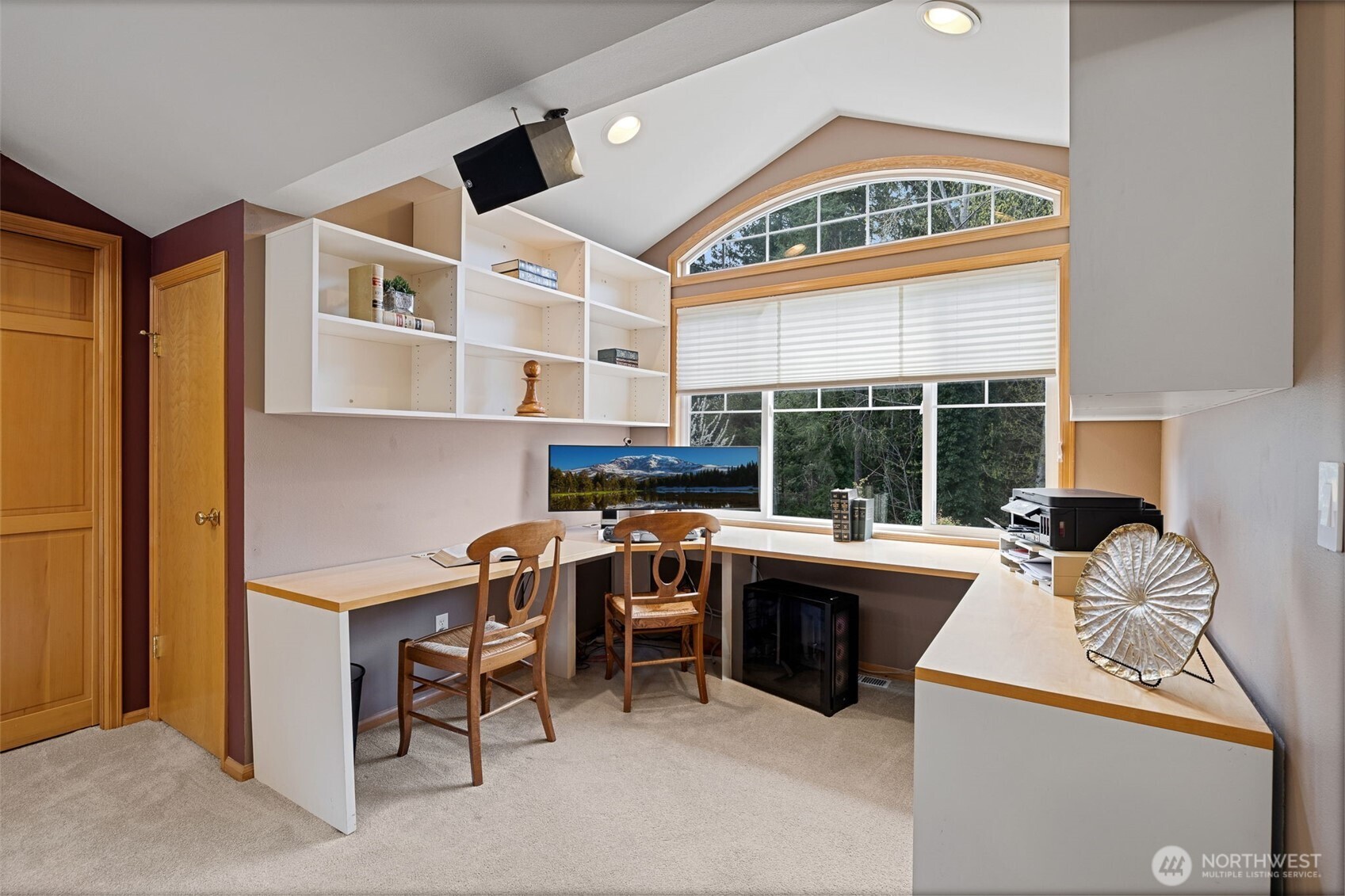 12118 198th Avenue NE, Woodinville, WA 98077