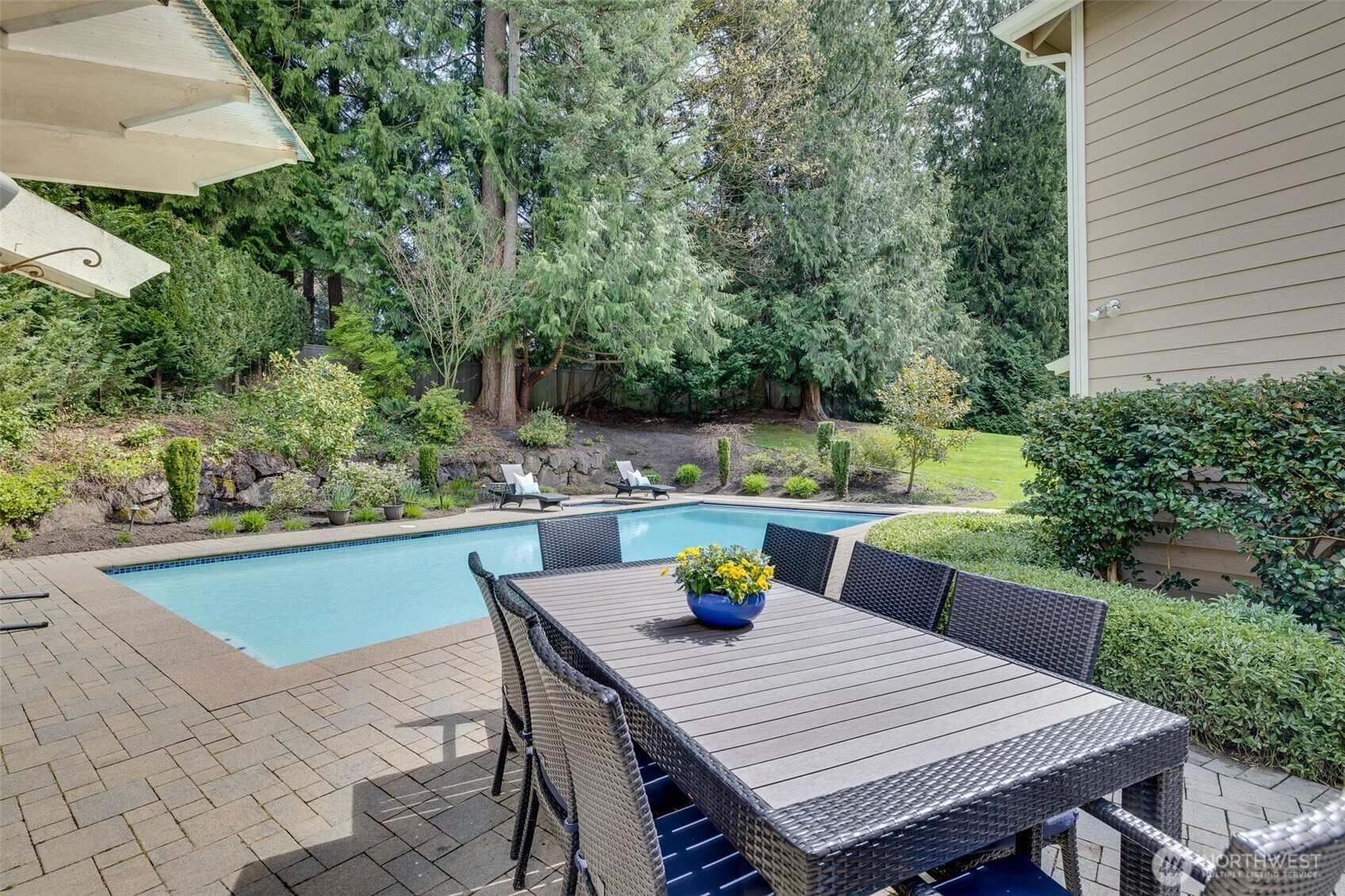 12118 198th Avenue NE, Woodinville, WA 98077