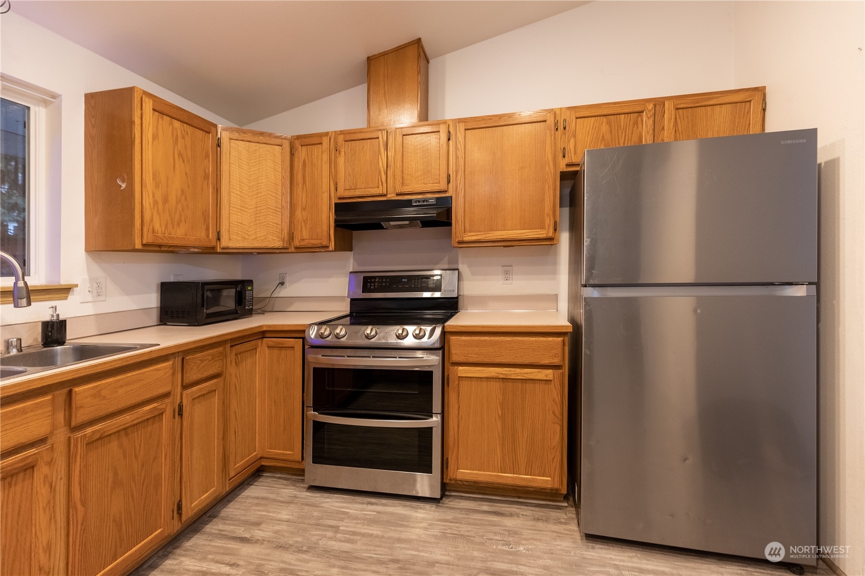 21715 E Terra Lane SE, Yelm, WA 98597