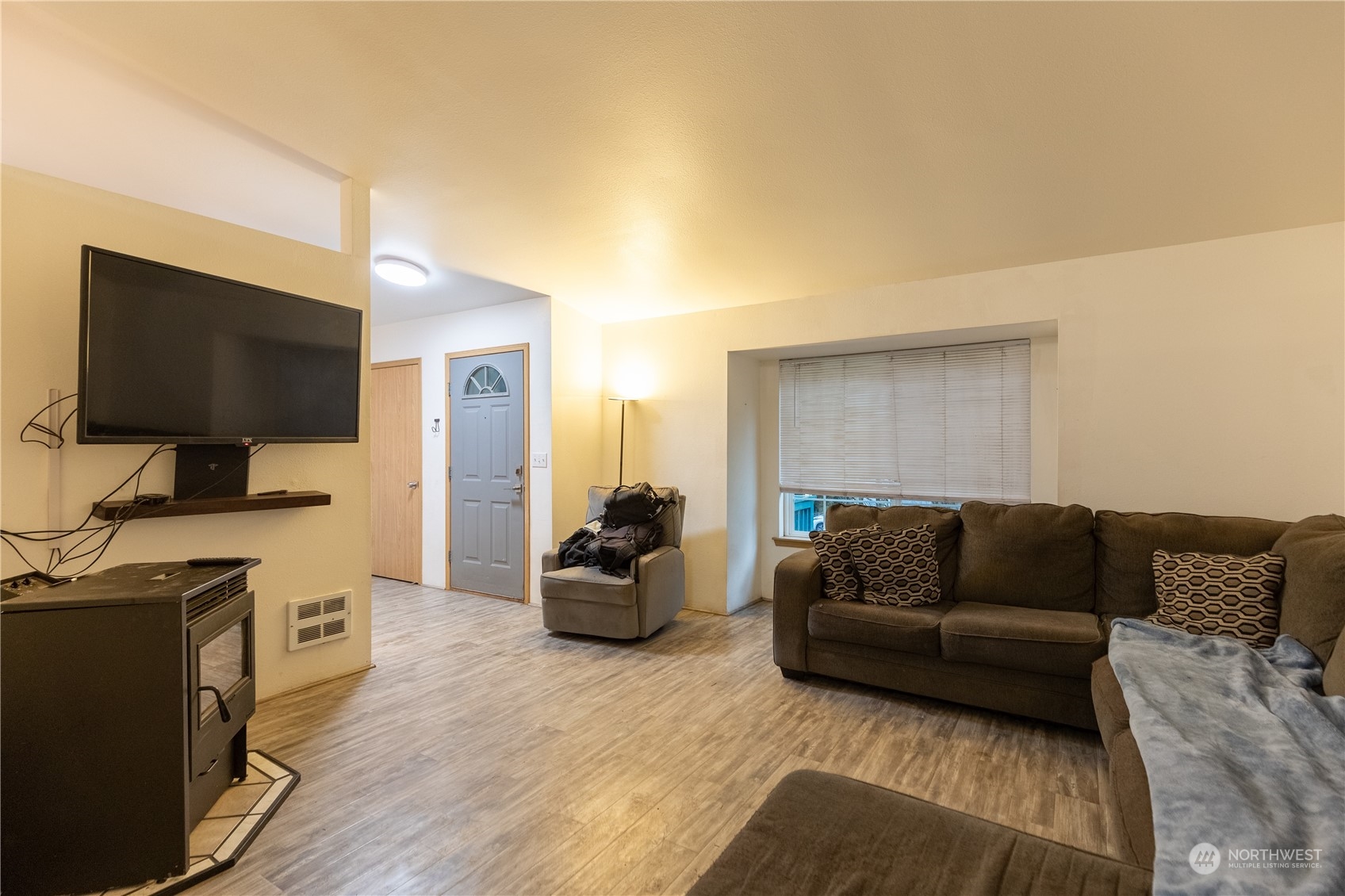 21715 E Terra Lane SE, Yelm, WA 98597