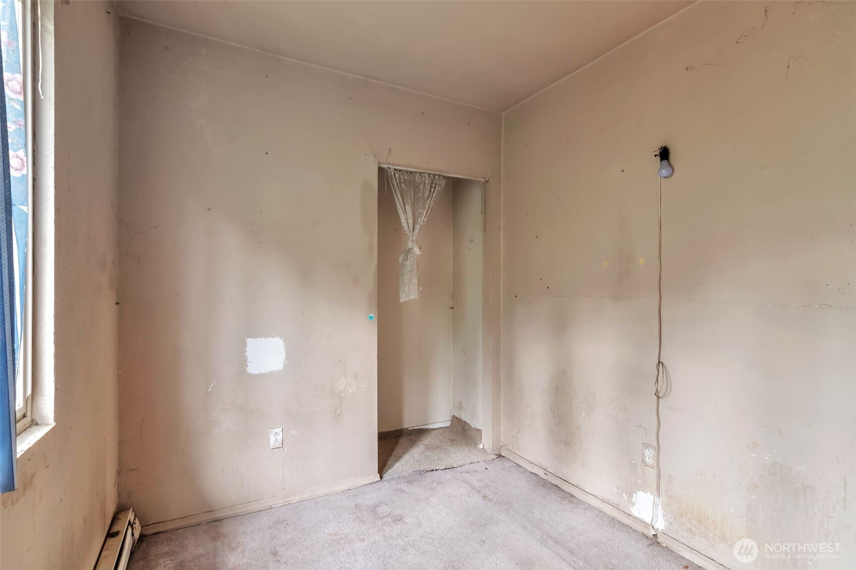 303 S Baker Street , Mount Vernon, WA 98273