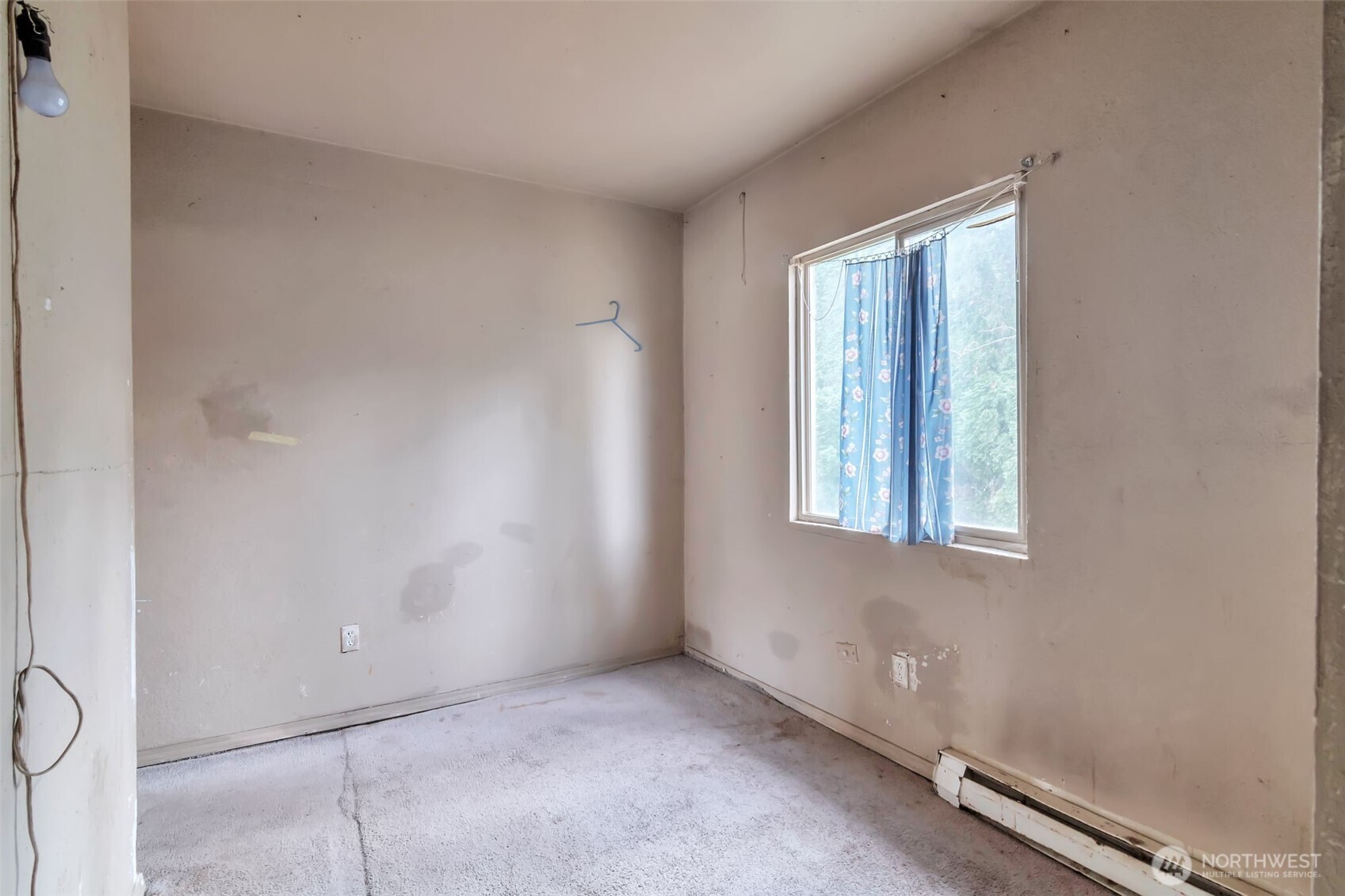 303 S Baker Street , Mount Vernon, WA 98273