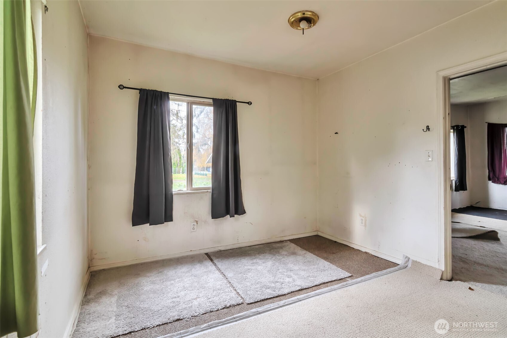 303 S Baker Street , Mount Vernon, WA 98273