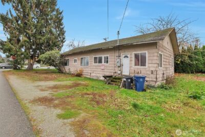 303 S Baker Street , Mount Vernon, WA 98273 - Photo 4