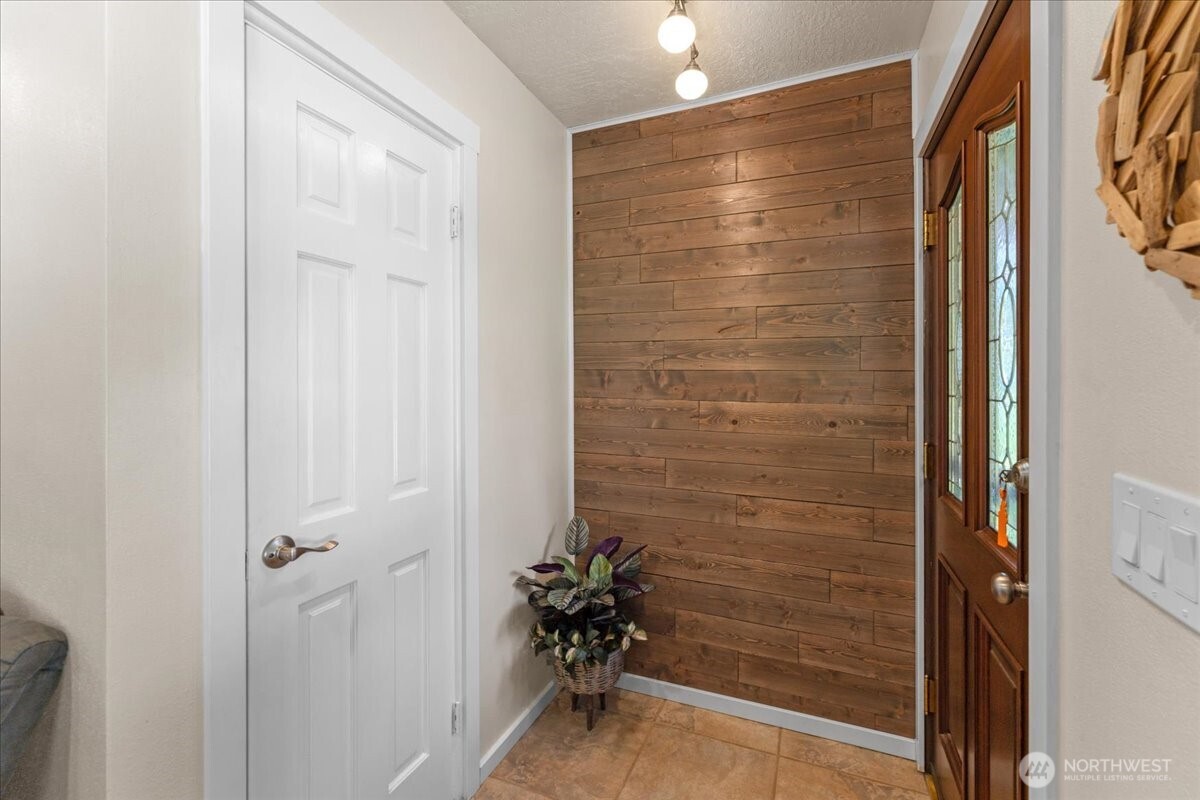 2102 Bloyd Street , Kelso, WA 98626