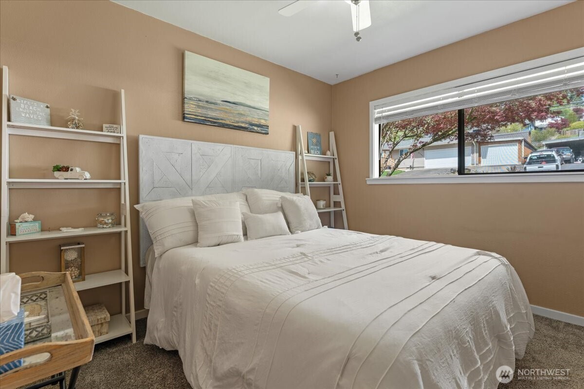 2102 Bloyd Street , Kelso, WA 98626